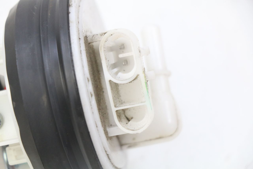 photo de FUEL PUMP PIAGGIO LIBERTY IGET 4T 50 (2015 - 2020) - Surface and material condition