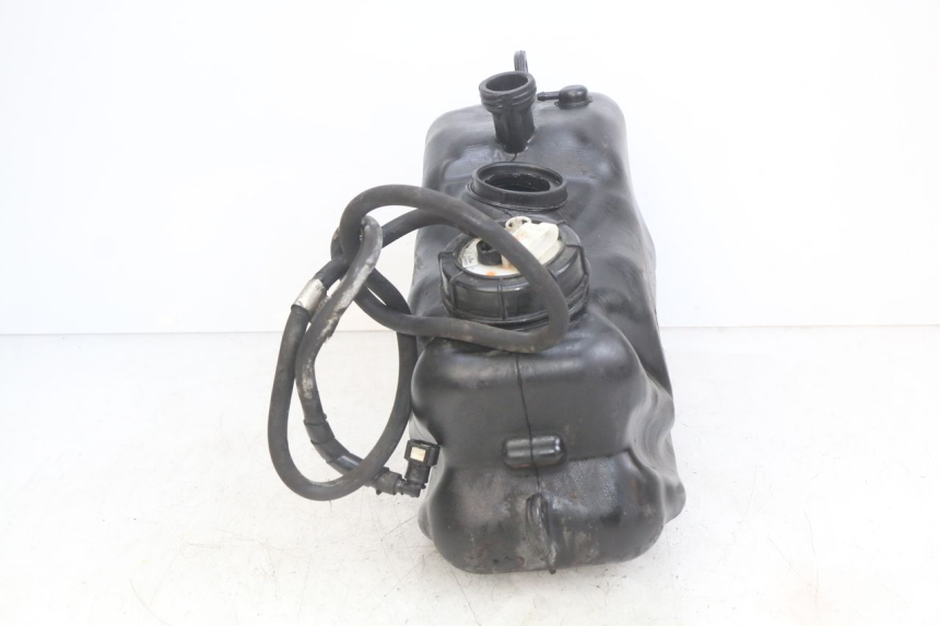 photo de FUEL PUMP PIAGGIO MP3 LT 400 (2007 - 2012) - Surface and material condition