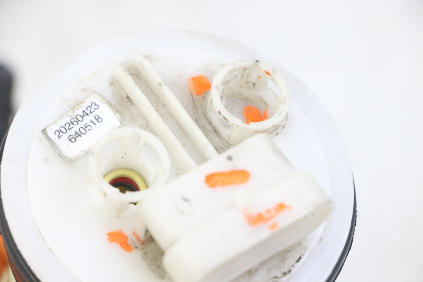 photo de FUEL PUMP PIAGGIO MP3 LT 300 (2010 - 2016) - Alternative perspective