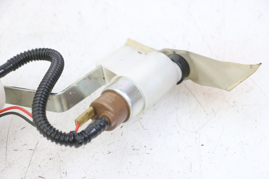 photo de FUEL PUMP PIAGGIO MP3 LT 300 (2010 - 2016) - Surface and material condition