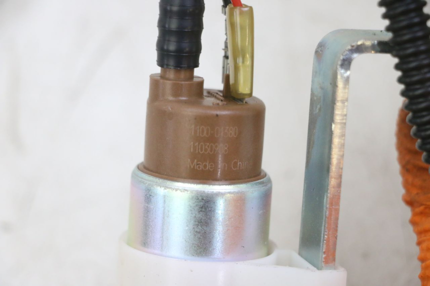 photo de FUEL PUMP PIAGGIO MP3 LT 300 (2010 - 2016) - Alternative perspective