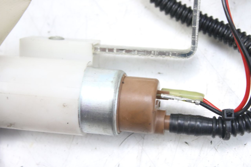 photo de FUEL PUMP PIAGGIO MP3 RL 250 (2006 - 2010) - Zoom on usage condition