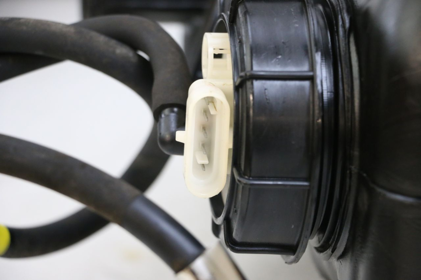 photo de FUEL PUMP PIAGGIO MP3 500 (2011 - 2015) - Zoom on usage condition