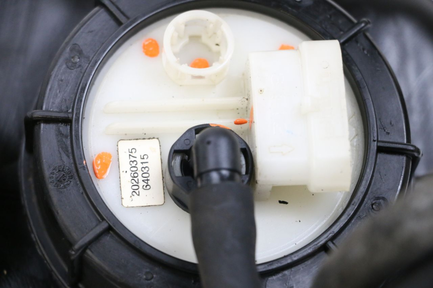 photo de FUEL PUMP PIAGGIO MP3 500 (2011 - 2015) - Alternative perspective