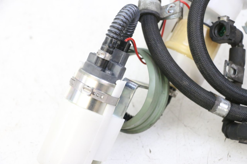 photo de FUEL PUMP PIAGGIO MP3 500 (2014 - 2017) - Zoom on usage condition
