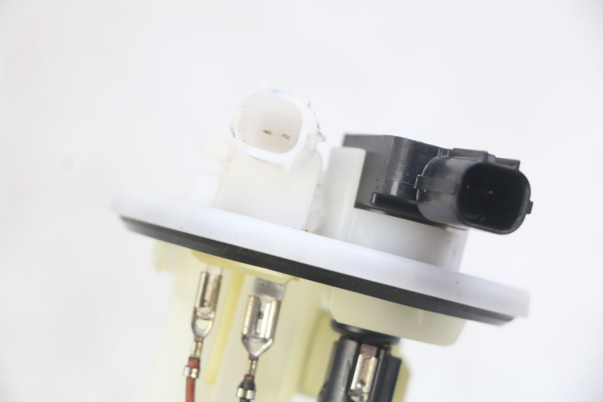 photo de FUEL PUMP YAMAHA MT ABS 125 (2014 - 2018) - Alternative perspective