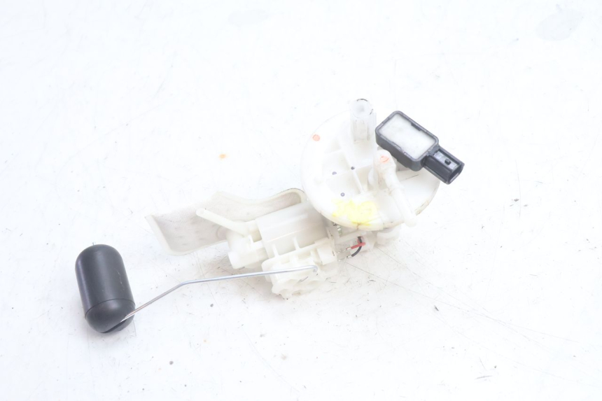 photo de FUEL PUMP YAMAHA N-MAX NMAX 125 (2021 - 2024) - Zoom on usage condition