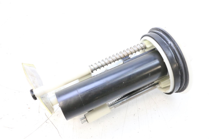 photo de FUEL PUMP YAMAHA NEOS NEO'S 4T 50 (2008 - 2016) - Fixing points details