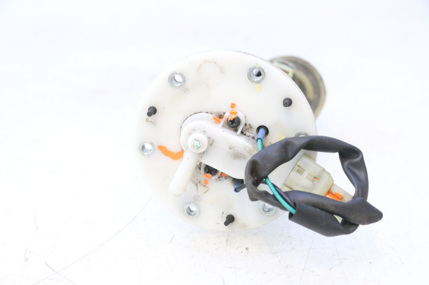 photo de FUEL PUMP KYMCO LIKE 4T 50 (2019 - 2025) - Fixing points details