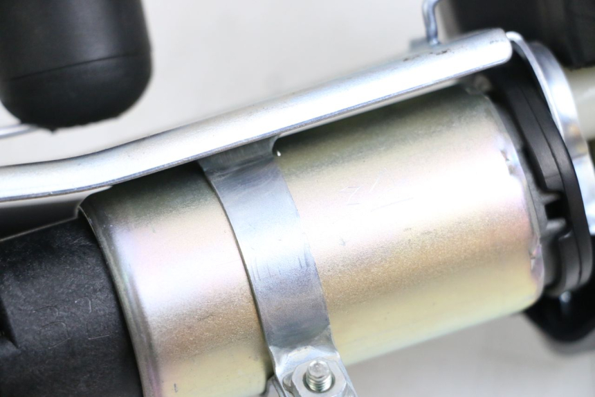 photo de FUEL PUMP KAWASAKI NINJA 400 (2018 - 2023) - Zoom on usage condition