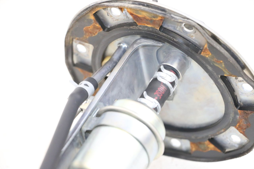 photo de FUEL PUMP KAWASAKI NINJA 400 (2018 - 2023) - Technical close-up