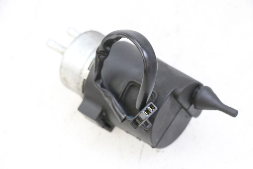 photo de FUEL PUMP PIAGGIO VESPA LX 150 (2005 - 2013) - Alternative perspective