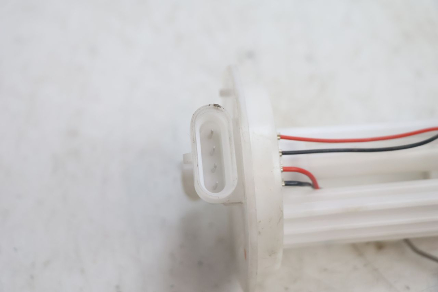 photo de FUEL PUMP JM MOTORS R-MAX TECH 50 (2024 - 2026) - Alternative perspective