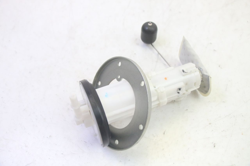 photo de FUEL PUMP JM MOTORS SANTANA EVO 50 (2024 - 2026) - Technical close-up