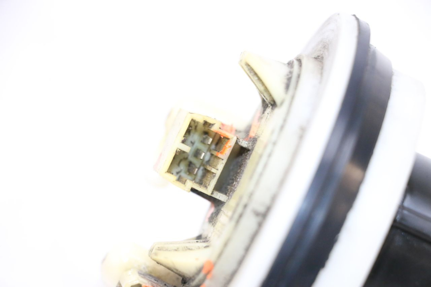 photo de FUEL PUMP PEUGEOT SATELIS COMPRESSOR K15 125 (2006 - 2009) - Technical close-up