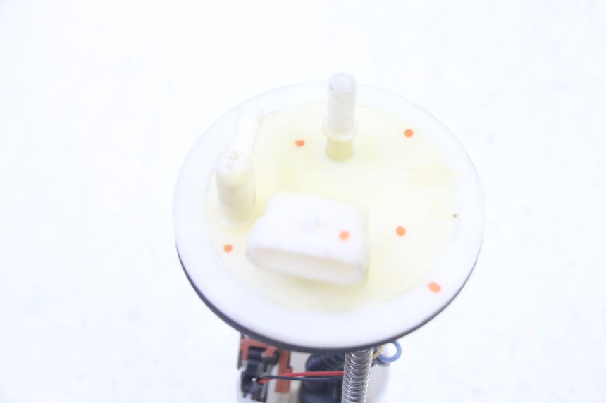 photo de FUEL PUMP PEUGEOT SATELIS 125 (2013 - 2018) - Alternative perspective