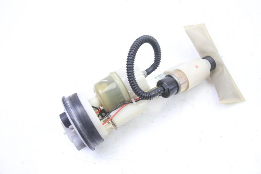 photo de FUEL PUMP PEUGEOT SATELIS 250 (2006 - 2012) - Alternative perspective