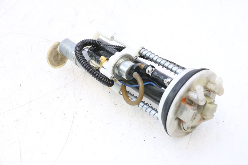 photo de FUEL PUMP PEUGEOT SATELIS 125 (2006 - 2009) - Surface and material condition