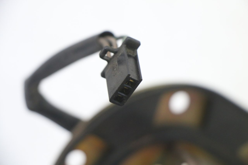 photo de FUEL PUMP HONDA ST PAN EUROPEAN 1300 (2002 - 2013) - Fixing points details