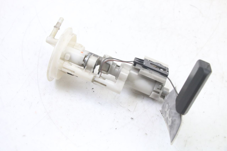photo de FUEL PUMP SUZUKI BURGMAN 125 (2015 - 2017) - Technical close-up