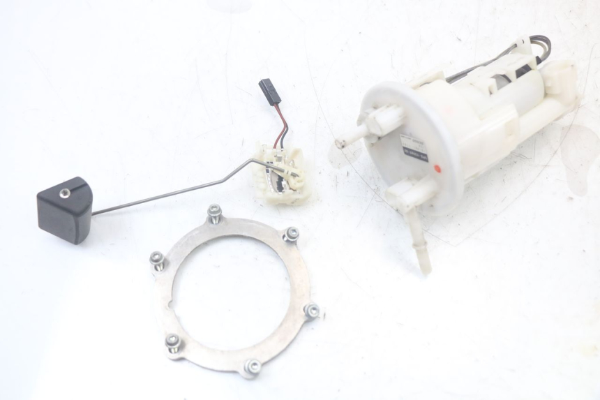 photo de FUEL PUMP YAMAHA TDM ABS 900 (2002 - 2014) - Component detail