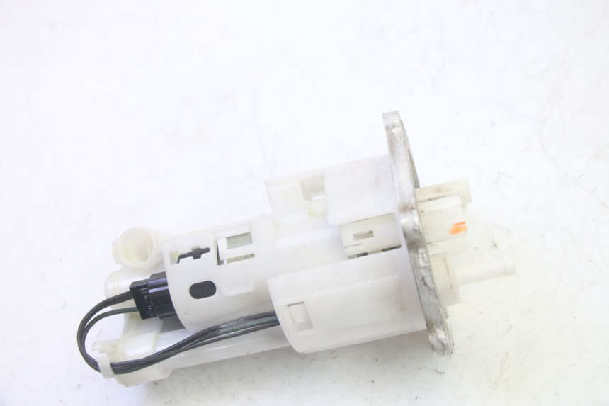 photo de FUEL PUMP YAMAHA TDM ABS 900 (2002 - 2014) - Technical close-up
