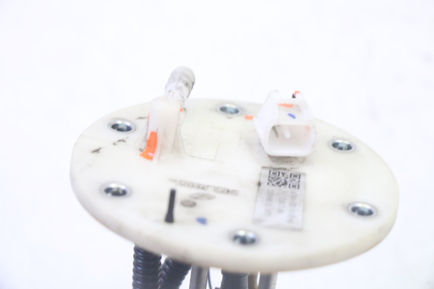 photo de FUEL PUMP PEUGEOT TWEET PRO CARGO 50 (2018 - 2022) - Alternative perspective