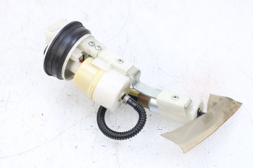 photo de FUEL PUMP PIAGGIO VESPA GTS SUPER IE 125 (2009 - 2016) - Distinctive features