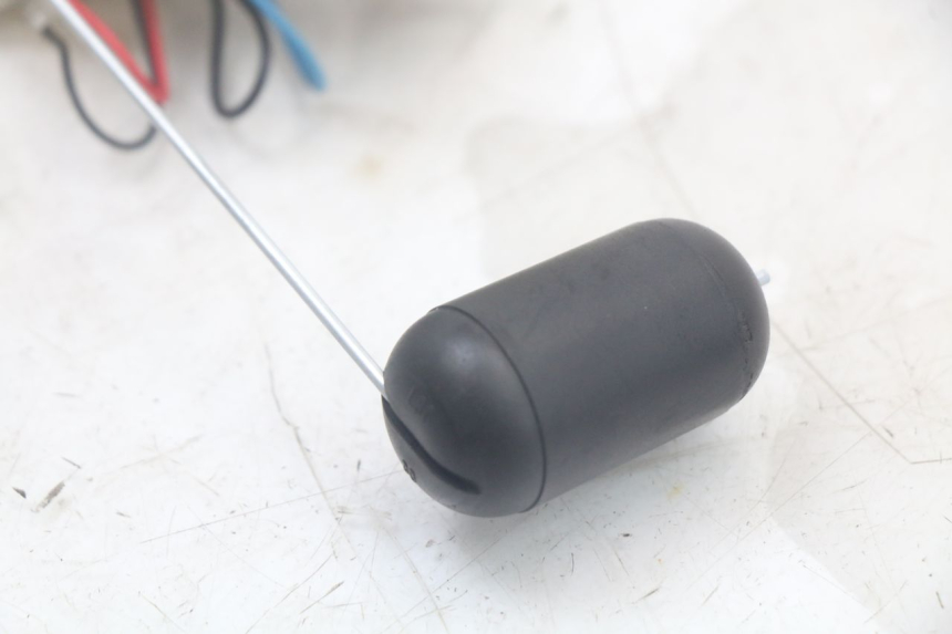 photo de FUEL PUMP YAMAHA XMAX X-MAX ABS 125 (2017 - 2020) - Technical close-up