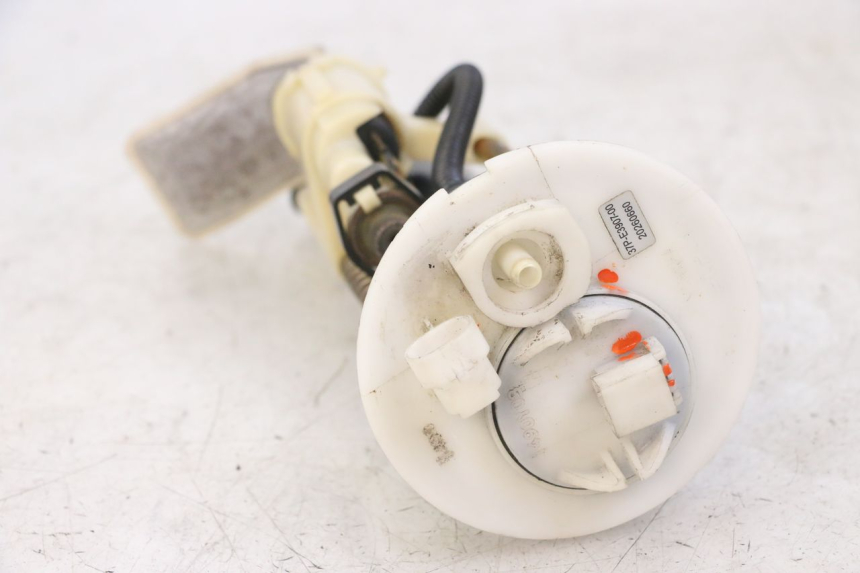 photo de FUEL PUMP YAMAHA X-MAX XMAX 125 (2010 - 2013) - Alternative perspective