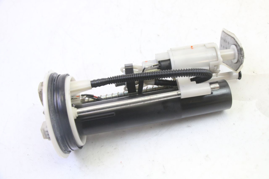 photo de FUEL PUMP YAMAHA X-MAX XMAX 125 (2010 - 2013) - Zoom on usage condition
