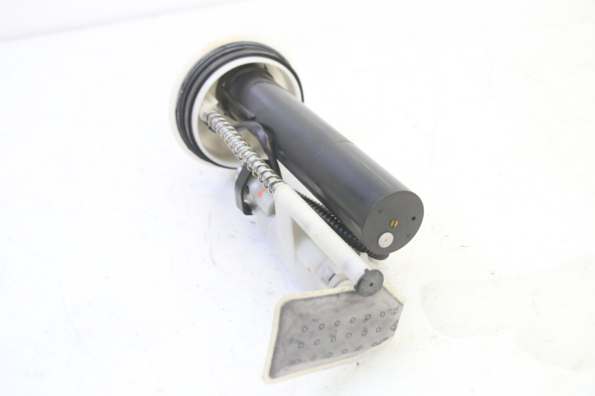 photo de FUEL PUMP YAMAHA X-MAX XMAX 125 (2010 - 2013) - Surface and material condition