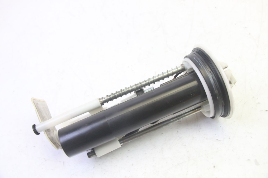 photo de FUEL PUMP YAMAHA X-MAX XMAX 125 (2010 - 2013) - Zoom on usage condition
