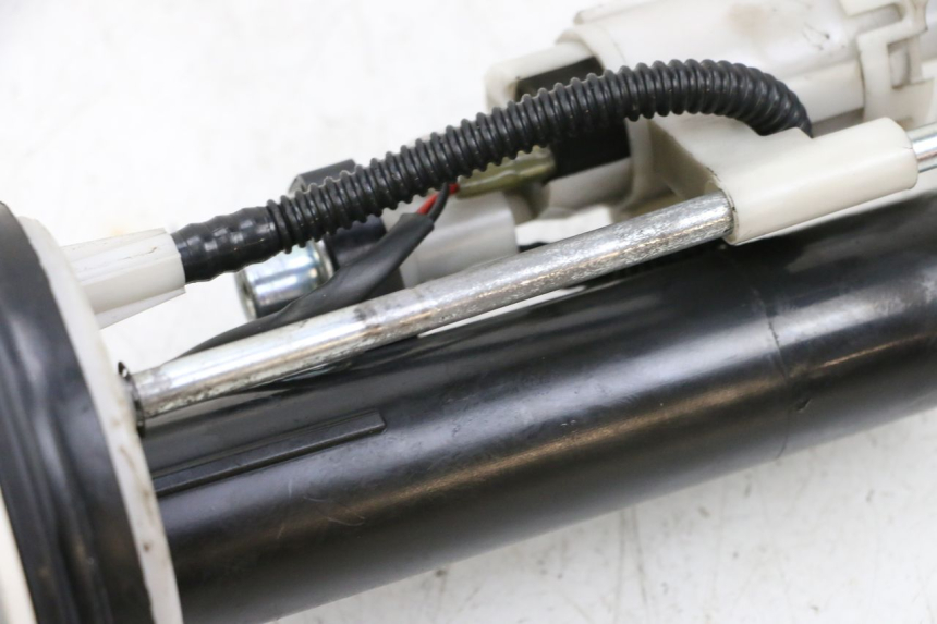 photo de FUEL PUMP YAMAHA XMAX X-MAX 125 (2006 - 2009) - Component zoom