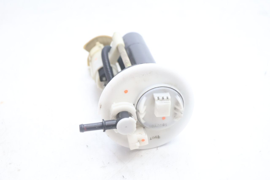 photo de FUEL PUMP YAMAHA XMAX X-MAX 125 (2006 - 2009) - Zoom on usage condition