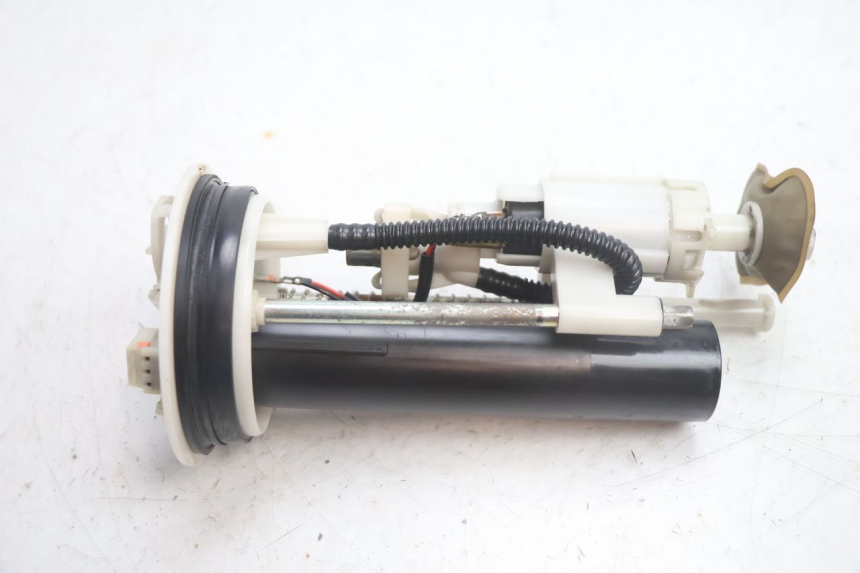 photo de FUEL PUMP YAMAHA XMAX X-MAX 125 (2006 - 2009) - Technical close-up