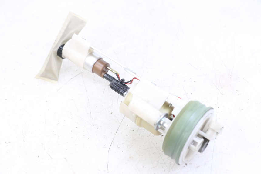 photo de FUEL PUMP PIAGGIO X10 125 (2012 - 2017) - Zoom on usage condition