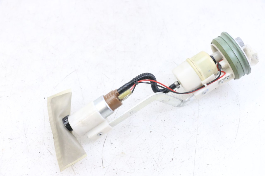 photo de FUEL PUMP PIAGGIO X10 125 (2012 - 2017) - Technical close-up