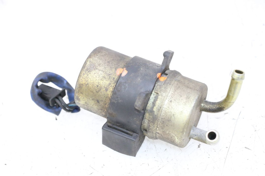 photo de FUEL PUMP YAMAHA XJN DIVERSION 600 (2000 - 2003) - Fixing points details