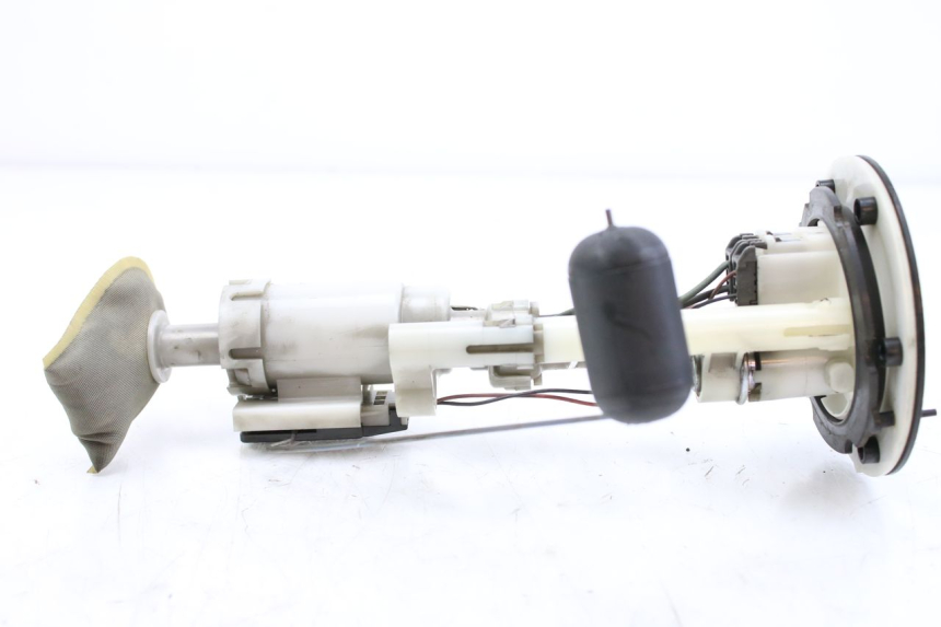 photo de FUEL PUMP YAMAHA XP T-MAX TMAX ABS 500 (2004 - 2007) - Technical close-up