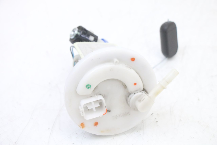 photo de FUEL PUMP YAMAHA YP T-MAX TMAX 530 (2017 - 2020) - Technical close-up