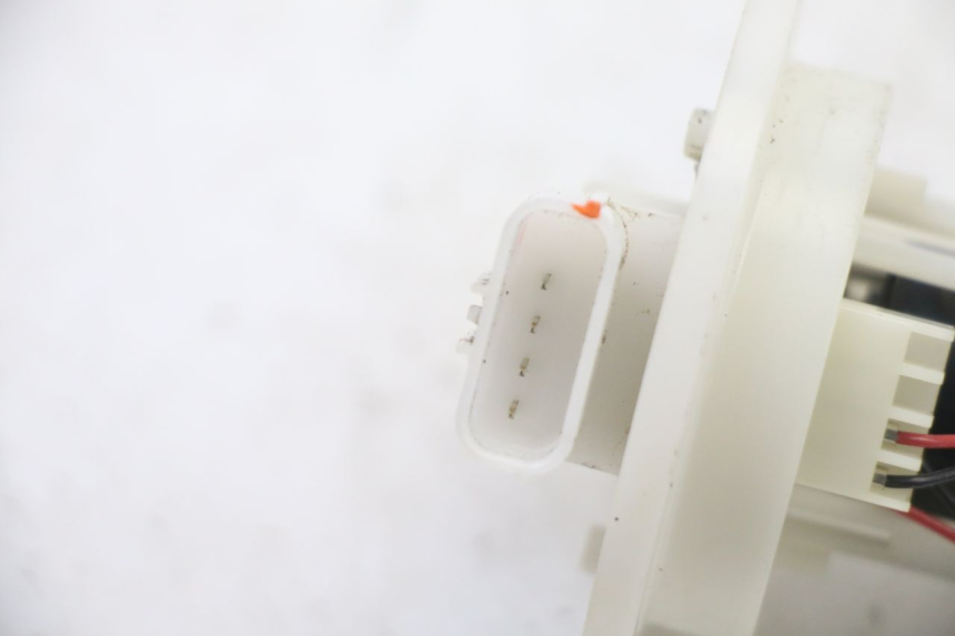 photo de FUEL PUMP PIAGGIO ZIP 4T 50 (2018 - 2020) - Alternative perspective