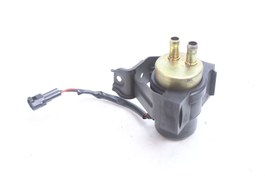 photo de FUEL PUMP KAWASAKI ZX-6R ZX6R 600 (2000 - 2002) - Alternative perspective
