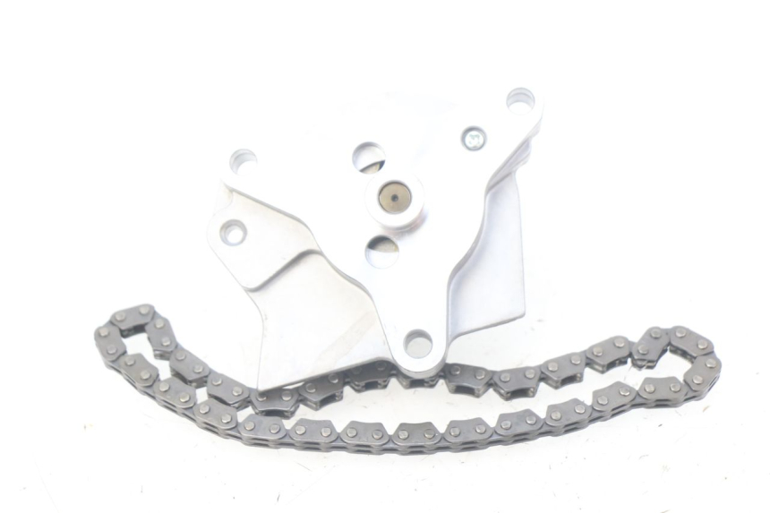 photo de OIL PUMP SUZUKI BURGMAN 125 (2007 - 2014) - Zoom on usage condition