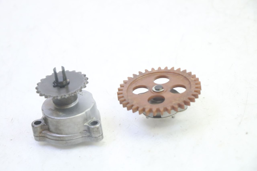 photo de OIL PUMP SUZUKI BURGMAN EXECUTIVE ABS 650 (2006 - 2012) - Main view