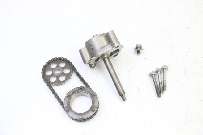 photo de OIL PUMP HONDA CBR RR FIREBLADE 900 (1992 - 1994) - Checked used part