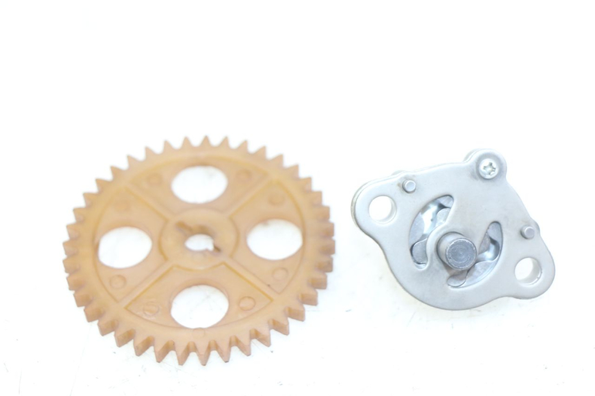 photo de OIL PUMP PEUGEOT CITYSTAR AIR 125 (2014 - 2017) - Main view