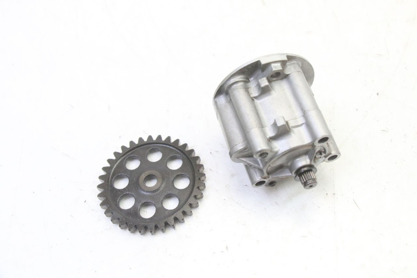 photo de OIL PUMP YAMAHA FJ 36Y 1100 (1984 - 1985) - Technical close-up