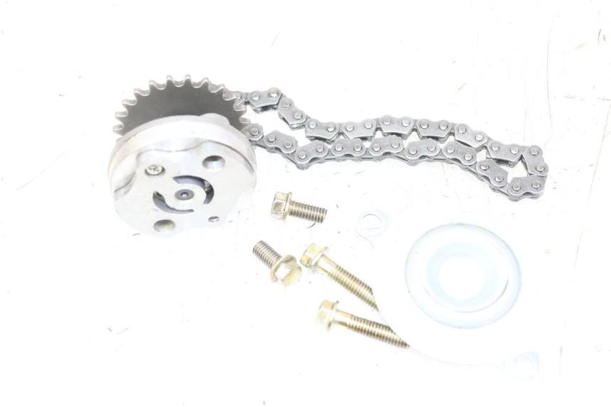 photo de OIL PUMP GOES WIKI 125 (2010 - 2015) - Alternative perspective