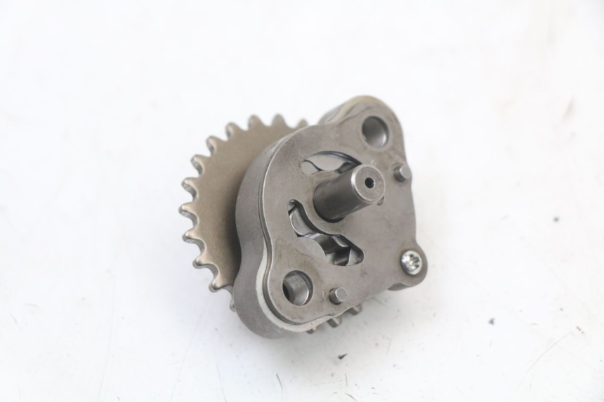 photo de OIL PUMP PEUGEOT BELVILLE 125 (2017 - 2021) - Alternative perspective